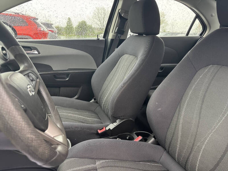 2013 Chevrolet Sonic LT Auto