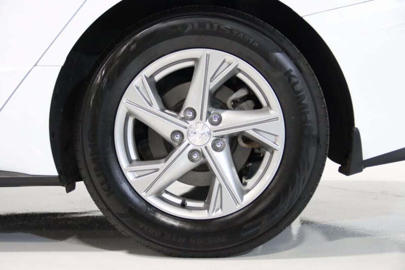 2023 Hyundai Sonata SE