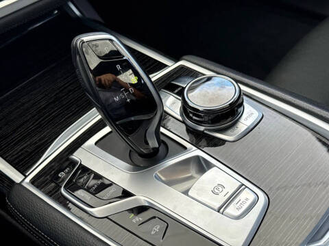 2019 BMW 7 Series 740i