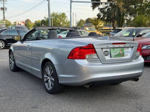 2011 Volvo C70 T5