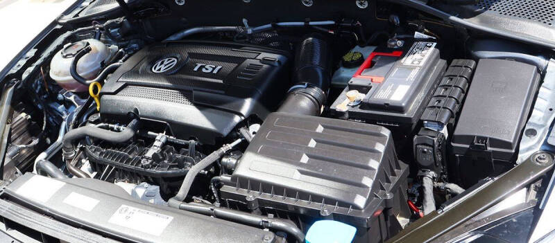 2018 Volkswagen Golf TSI SE