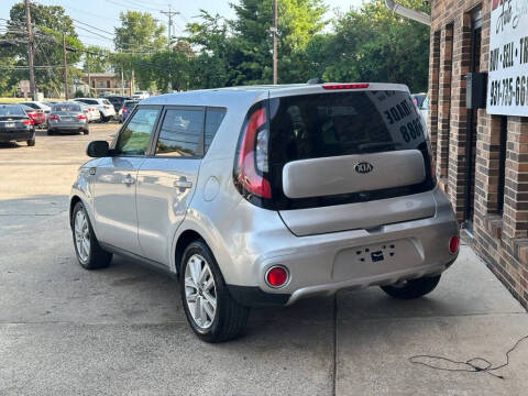 2018 Kia Soul +