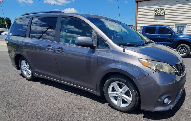 2011 Toyota Sienna for sale at Potter Motors Conway in Conway AR