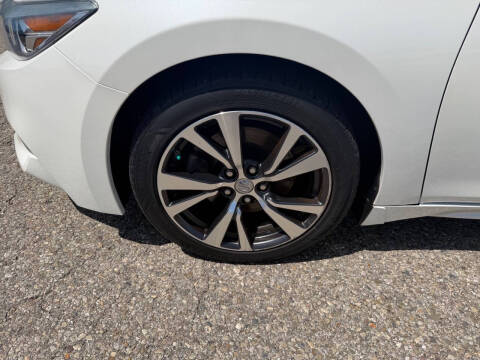 2016 Nissan Maxima Platinum