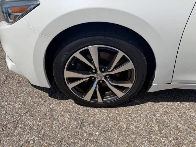 2016 Nissan Maxima Platinum