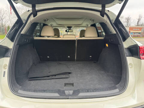 2019 Infiniti QX50 Essential