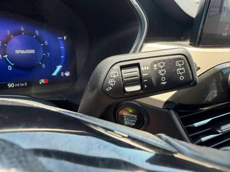 2022 Ford Escape SEL