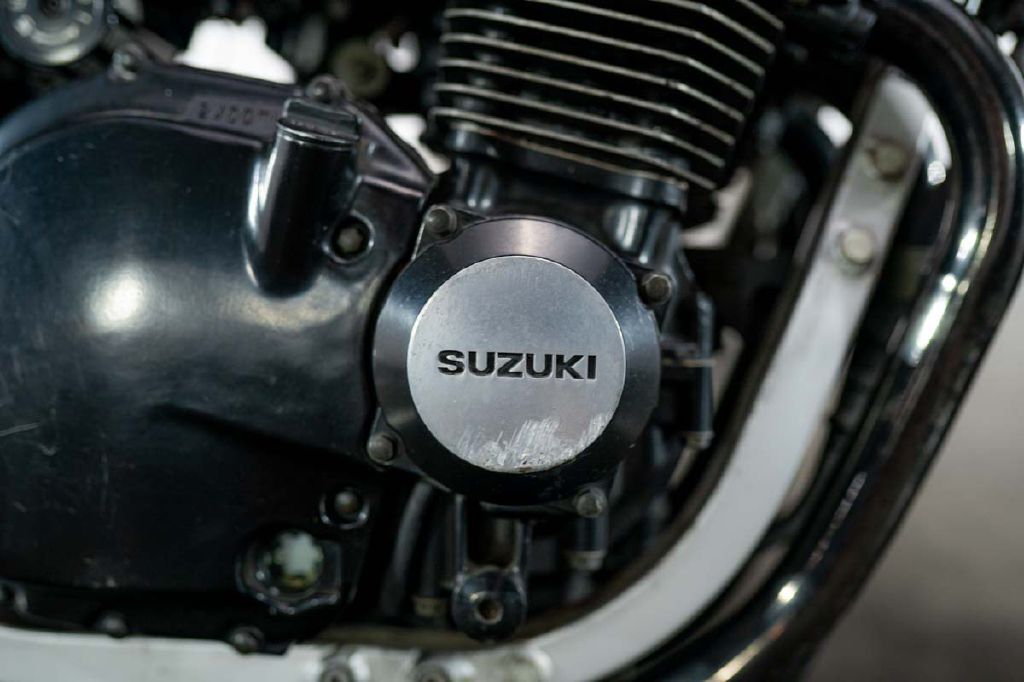 1985 Suzuki GS550E 7