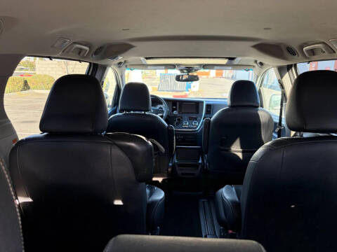 2017 Toyota Sienna