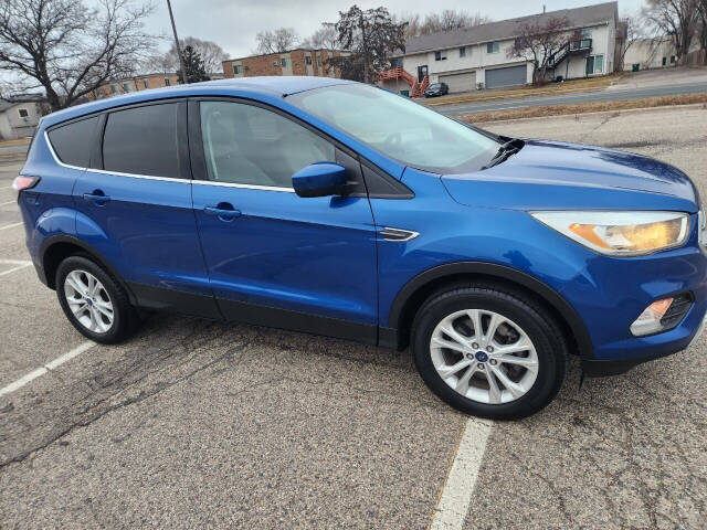 2017 Ford Escape for sale at Xtra Mile Auto Sales LLC in Cambridge, MN