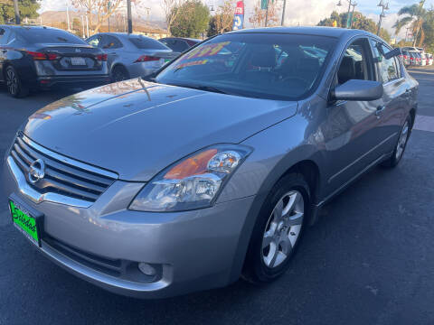 2008 Nissan Altima for sale at Soledad Auto Sales in Soledad CA