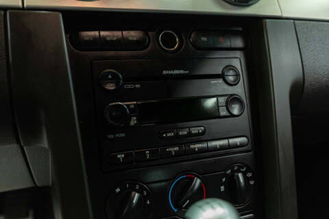 2005 Ford Mustang GT Premium