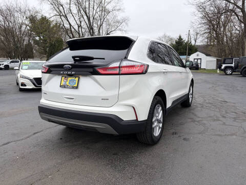 2022 Ford Edge SEL