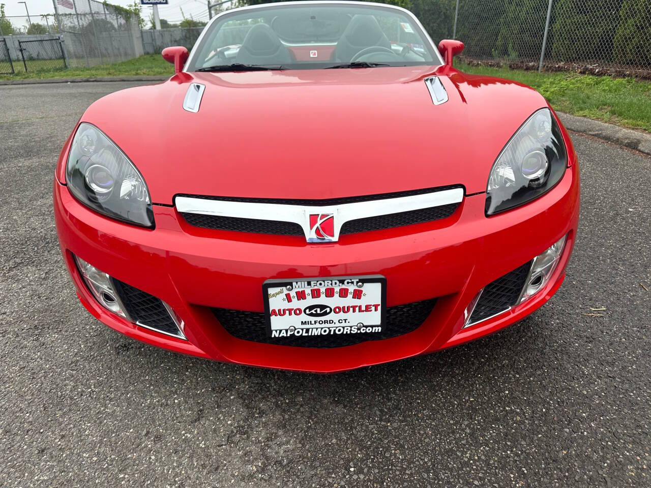 2008 Saturn SKY 9