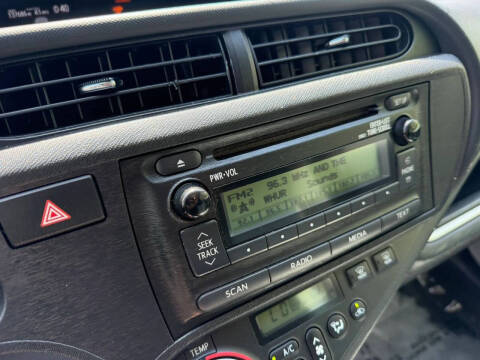 2014 Toyota Prius c