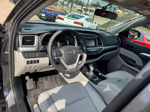 2015 Toyota Highlander