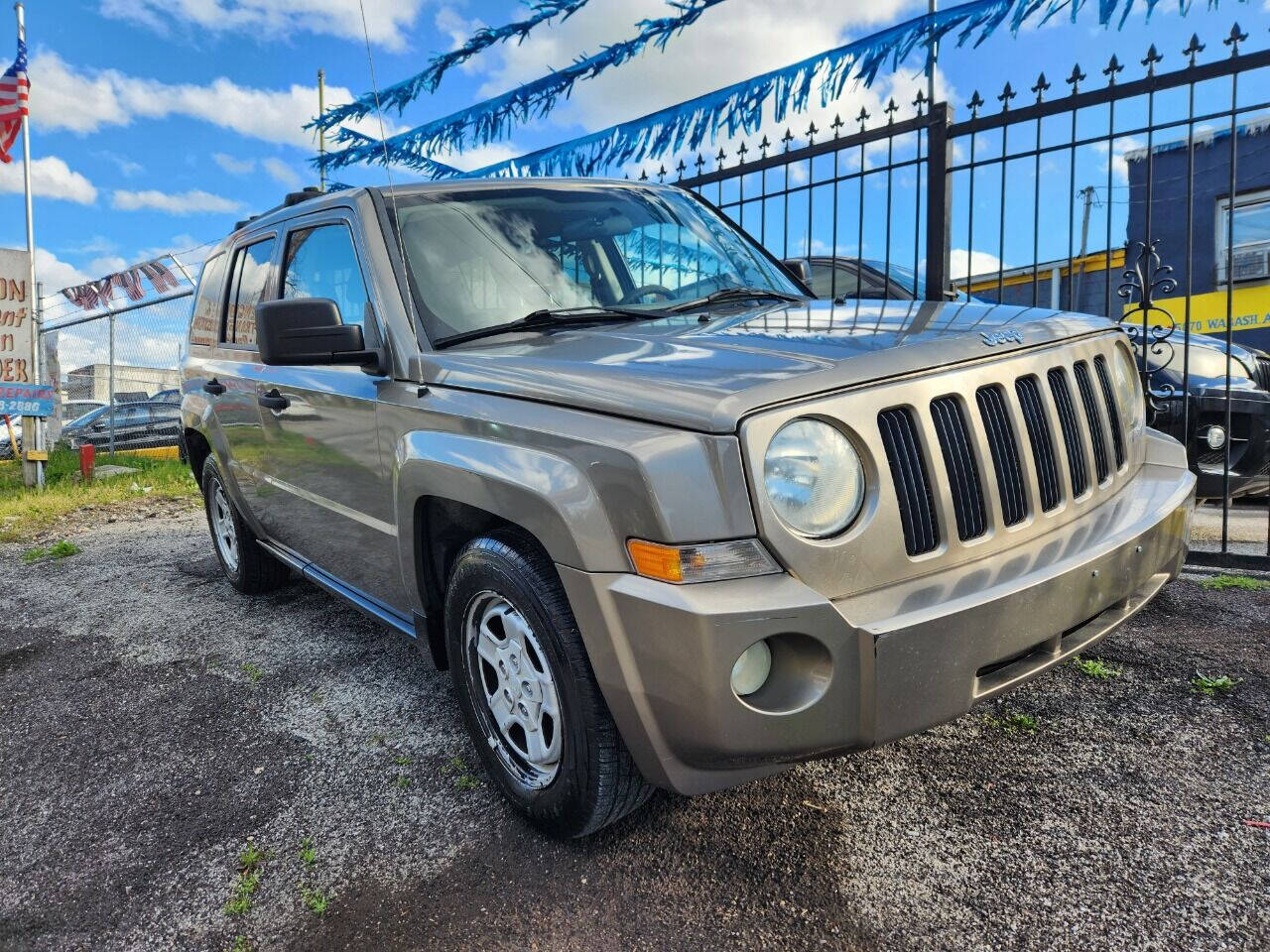 2007 Jeep Patriot for sale at Uptown Diplomat Motor Cars in BALTIMORE, MD