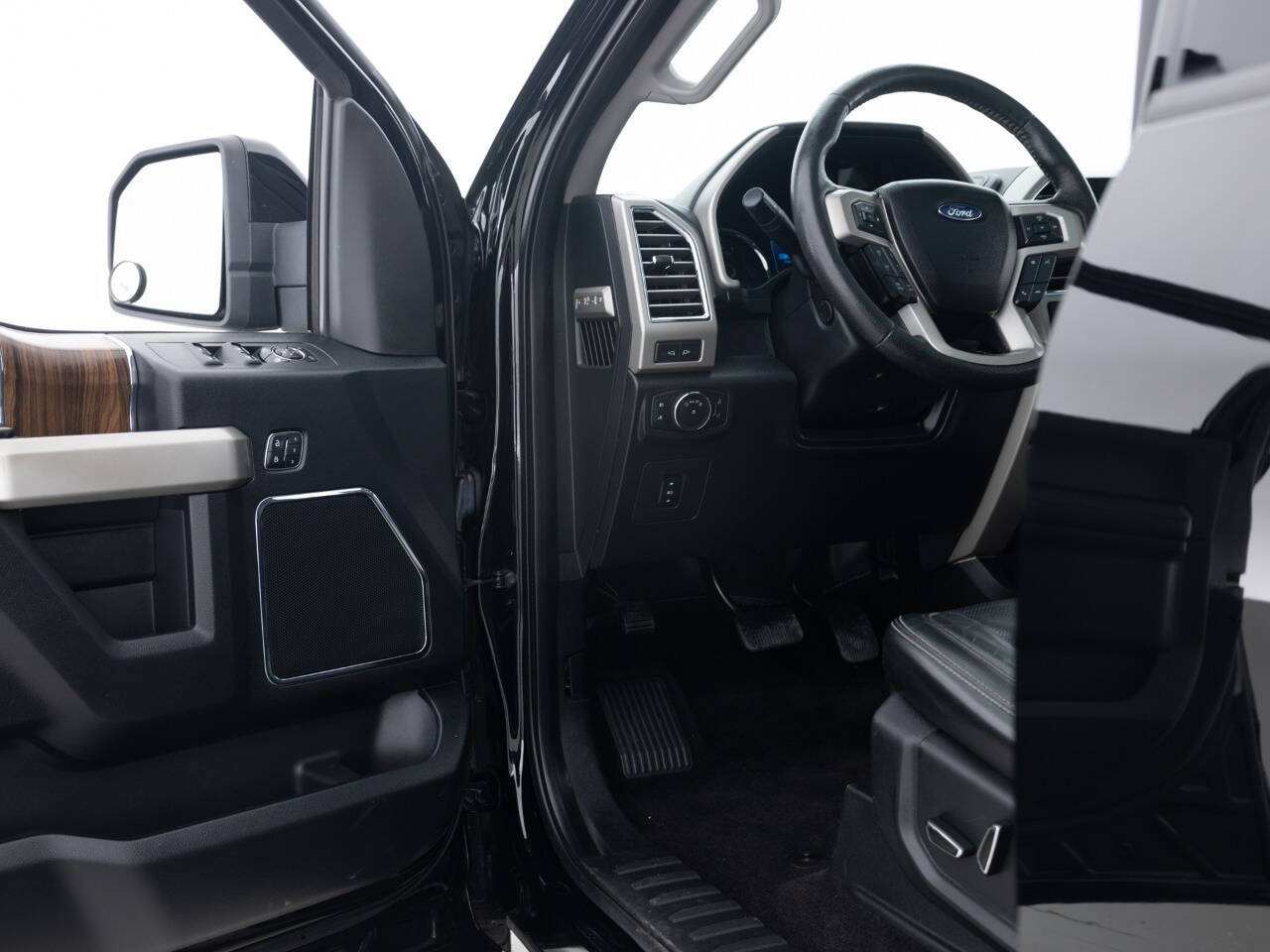 Used Car 2016 Ford F-150  Lariat 4x4 4dr Supercrew 5.5 Ft. Sb For Sale Under $50,000 In Coal City, Illinois