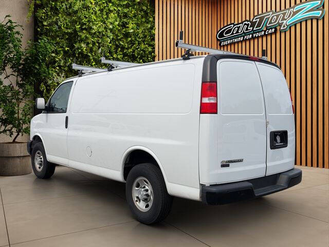 2021 Chevrolet Express 2500