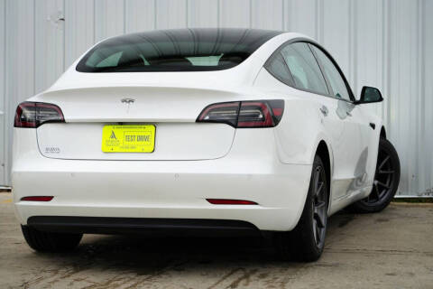 2021 Tesla Model 3 Standard Range Plus