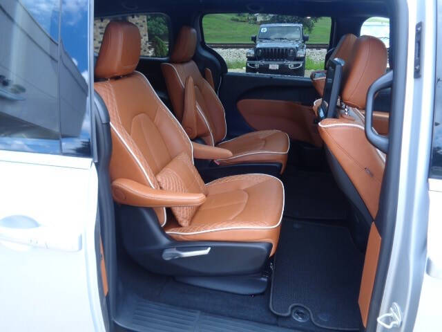 2024 Chrysler Pacifica Pinnacle