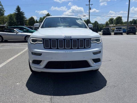 2020 Jeep Grand Cherokee Summit