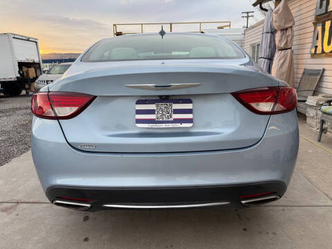 2015 Chrysler 200 C