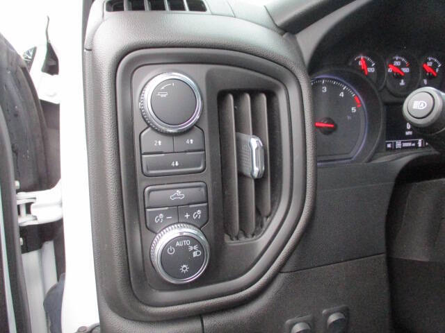 2024 GMC Sierra 3500HD CC Pro