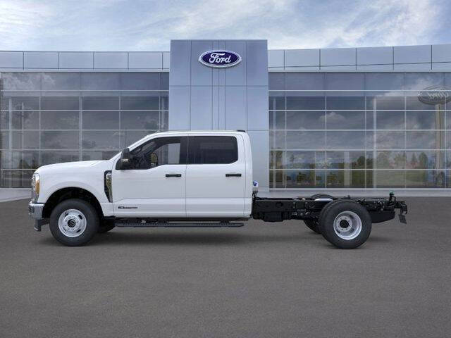 2025 Ford F-350 Super Duty XL