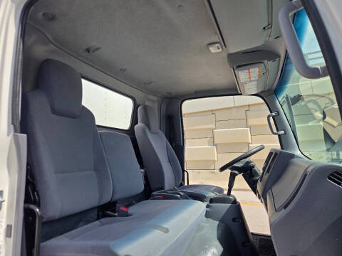 2022 Isuzu NRR