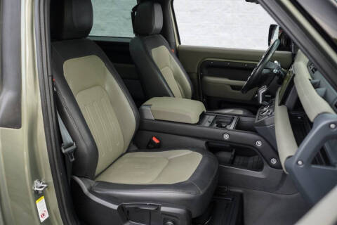 2022 Land Rover Defender 90 X-Dynamic S