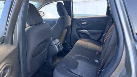 2021 Jeep Cherokee Latitude