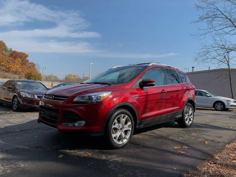 2016 Ford Escape Titanium photo 2