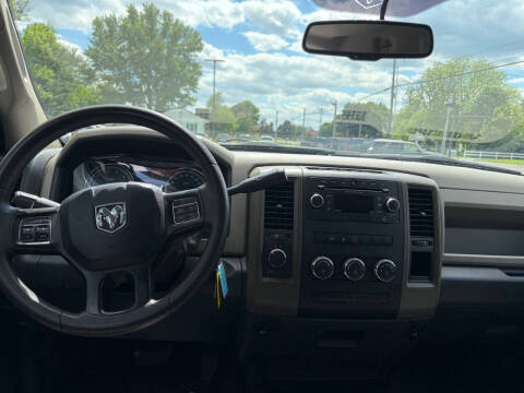 2012 RAM 1500 ST