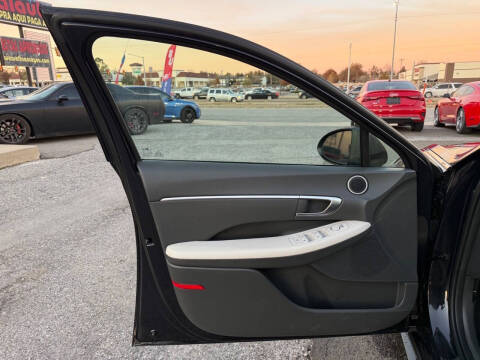 2023 Hyundai Elantra SE