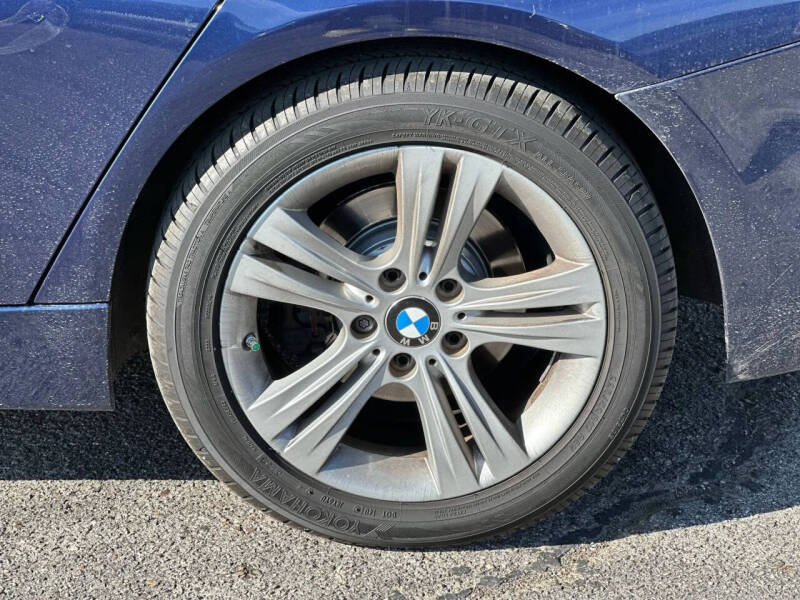 2017 BMW 3 Series 330e iPerformance