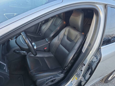 2016 Volvo XC60 T5 Premier