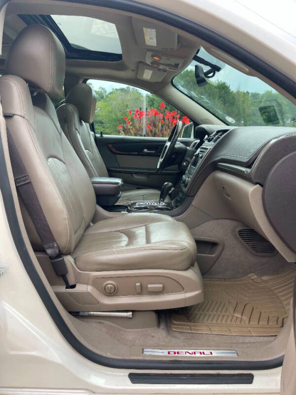 2013 GMC Acadia Denali