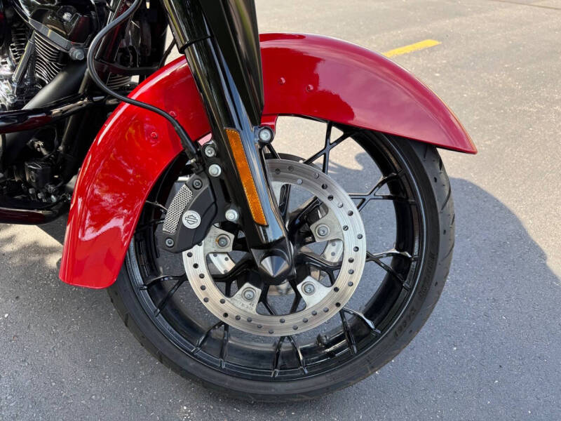 2022 Harley-Davidson Street Glide