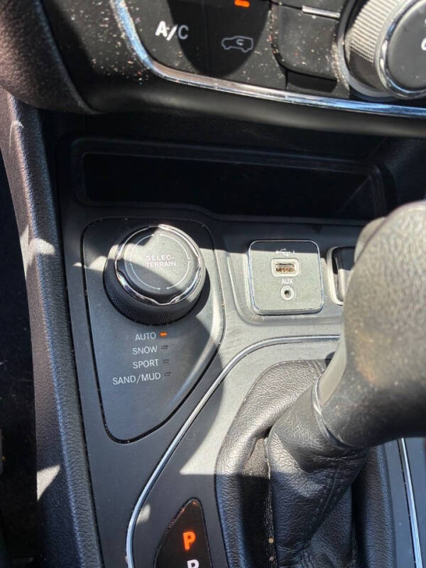 2020 Jeep Cherokee Latitude