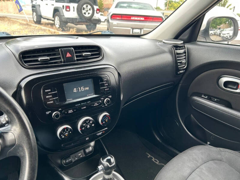 2016 Kia Soul +