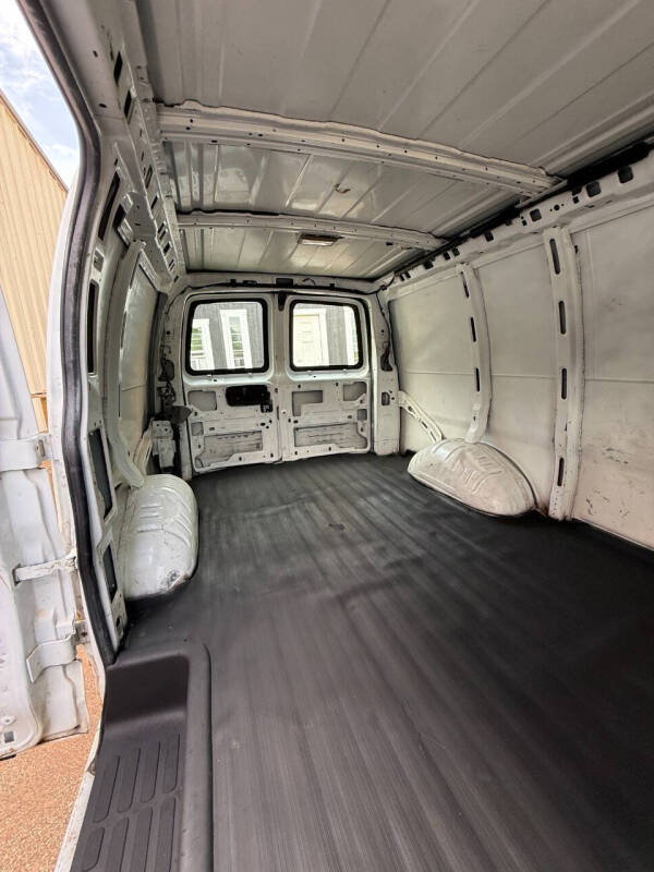 2014 Chevrolet Express 2500