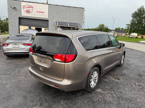 2017 Chrysler Pacifica Touring