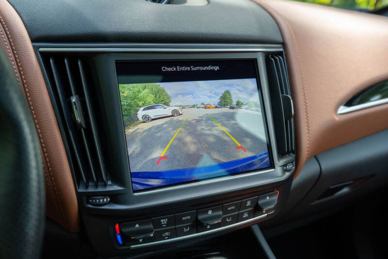 2022 Maserati Levante Modena