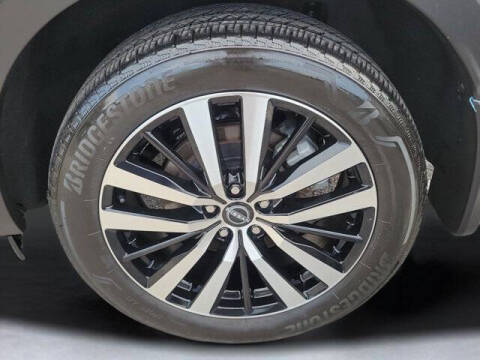 2024 Nissan Pathfinder Platinum
