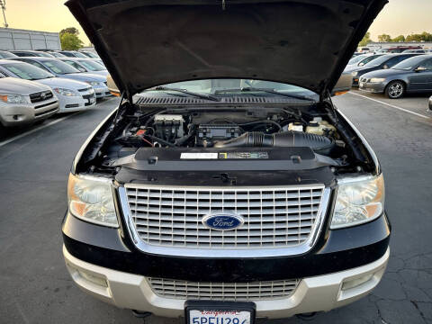 2005 Ford Expedition Eddie Bauer