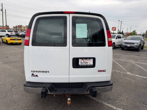 2015 GMC Savana 2500