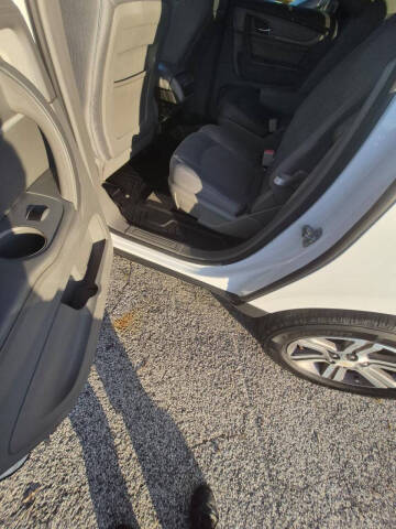 2017 Chevrolet Traverse LT