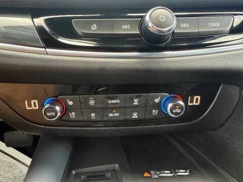 2022 Buick Enclave Premium