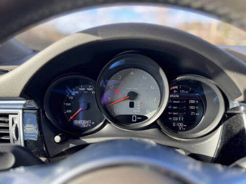 2015 Porsche Macan S